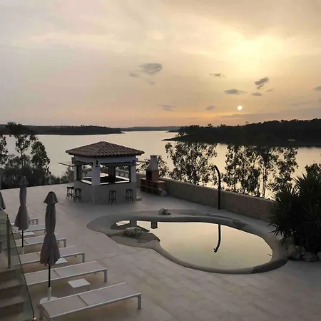 Apartment The Charms Of Orellana Where Silence Is Heard